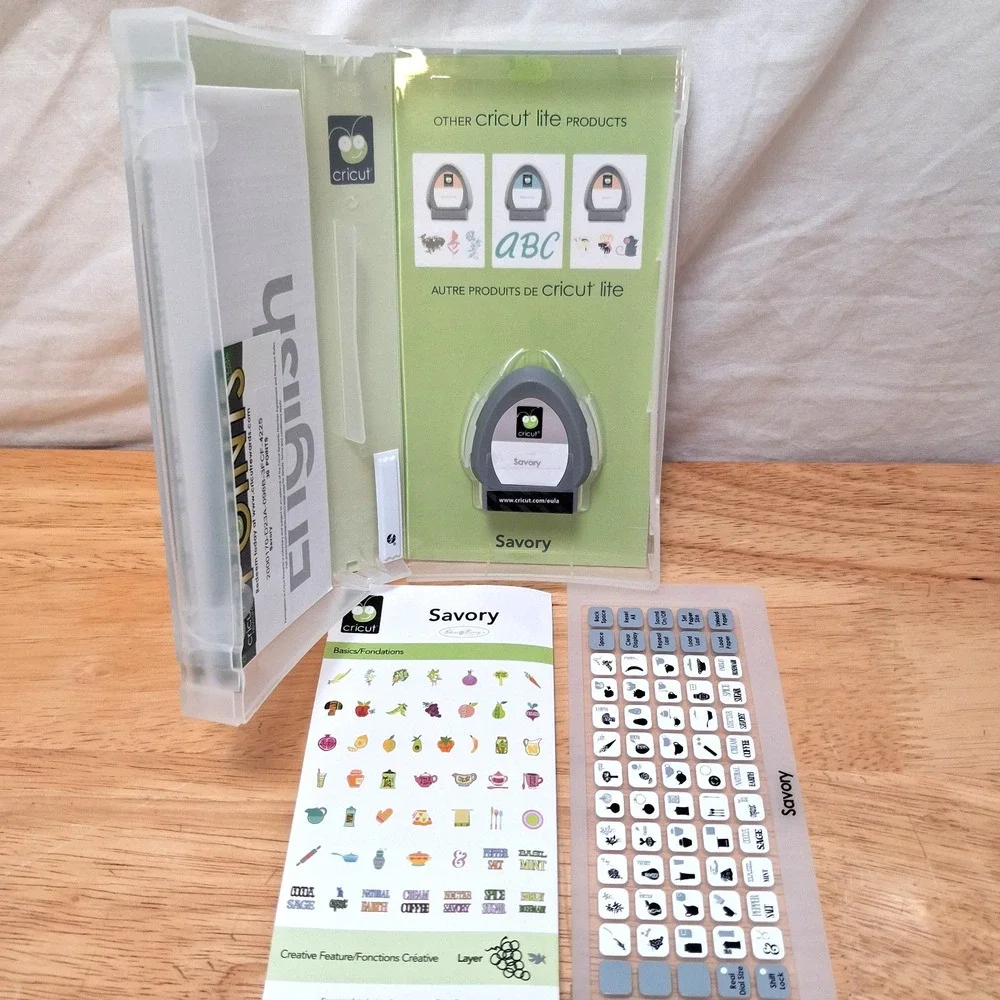 Lot of 5 Cricut Cartridges Keyboards & Booklets Missing 1 Book Crafting DIY